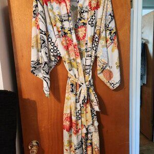 Natori Lingerie Full Length Robe and Night Gown Set of 2